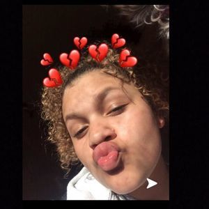 Meet your Posher, Danaya